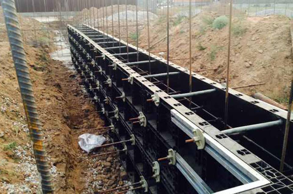 Δημιουργώντας κολώνες, τοίχους, δοκάρια και πλάκες με πλαστικό&nbsp;καλούπι